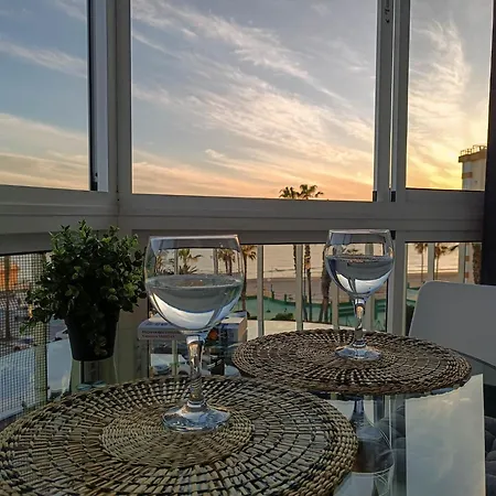 Ruselo 308. Loft En Paseo Maritimo De Costa * Torrox